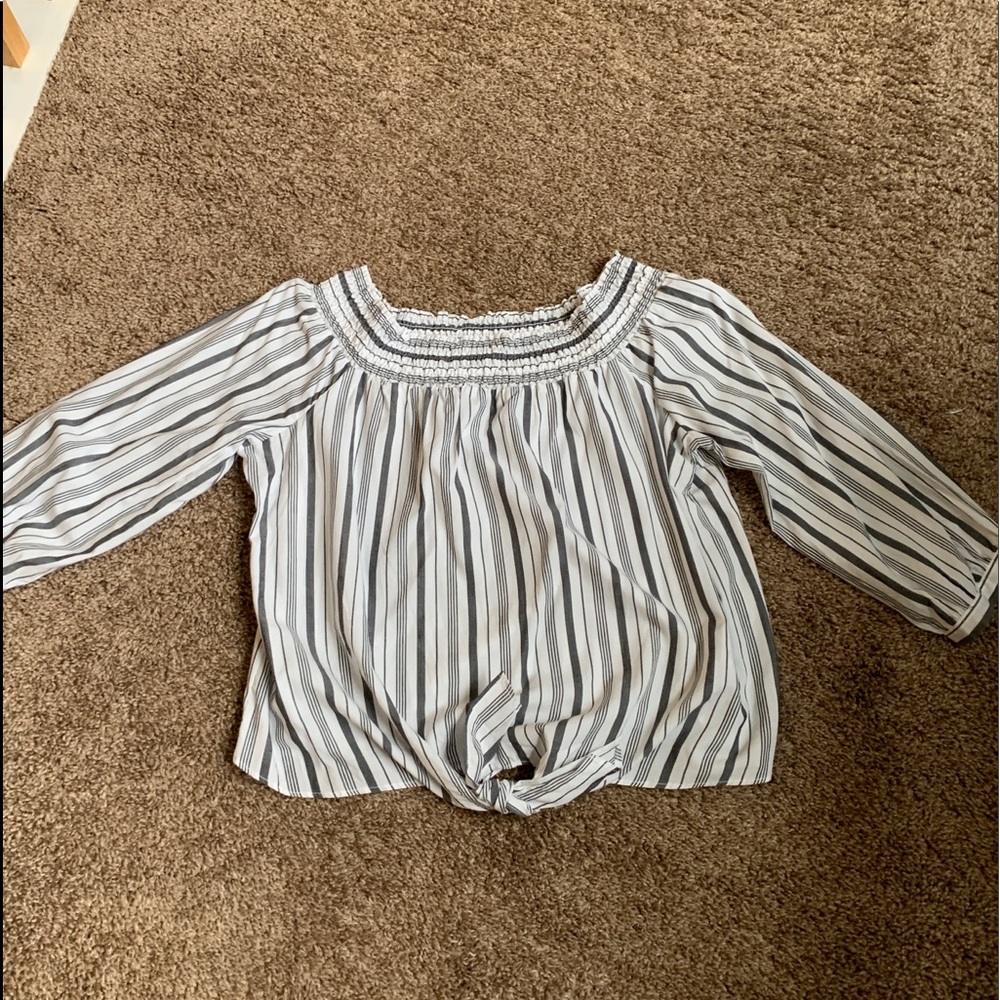 Dynamite Summer Top.